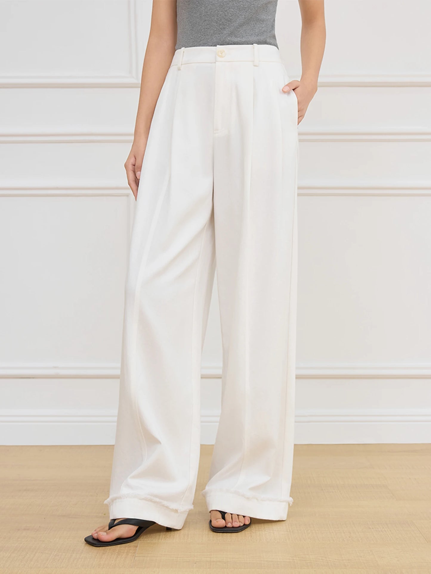 FARRUCCI Women’s Beige High Waist Wide Leg Pleated Trousers Spring 2025 | Luxury Old Money Pants