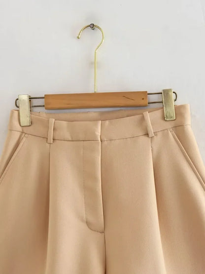 FARRUCCI Women’s High Waist Pleated Shorts Summer 2025 | Black, White & Pink | Luxury Old Money Casual Style