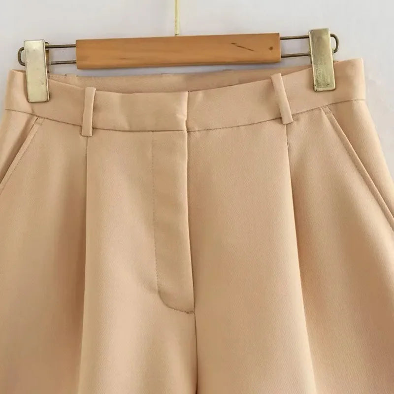 FARRUCCI Women’s High Waist Pleated Shorts Summer 2025 | Black, White & Pink | Luxury Old Money Casual Style