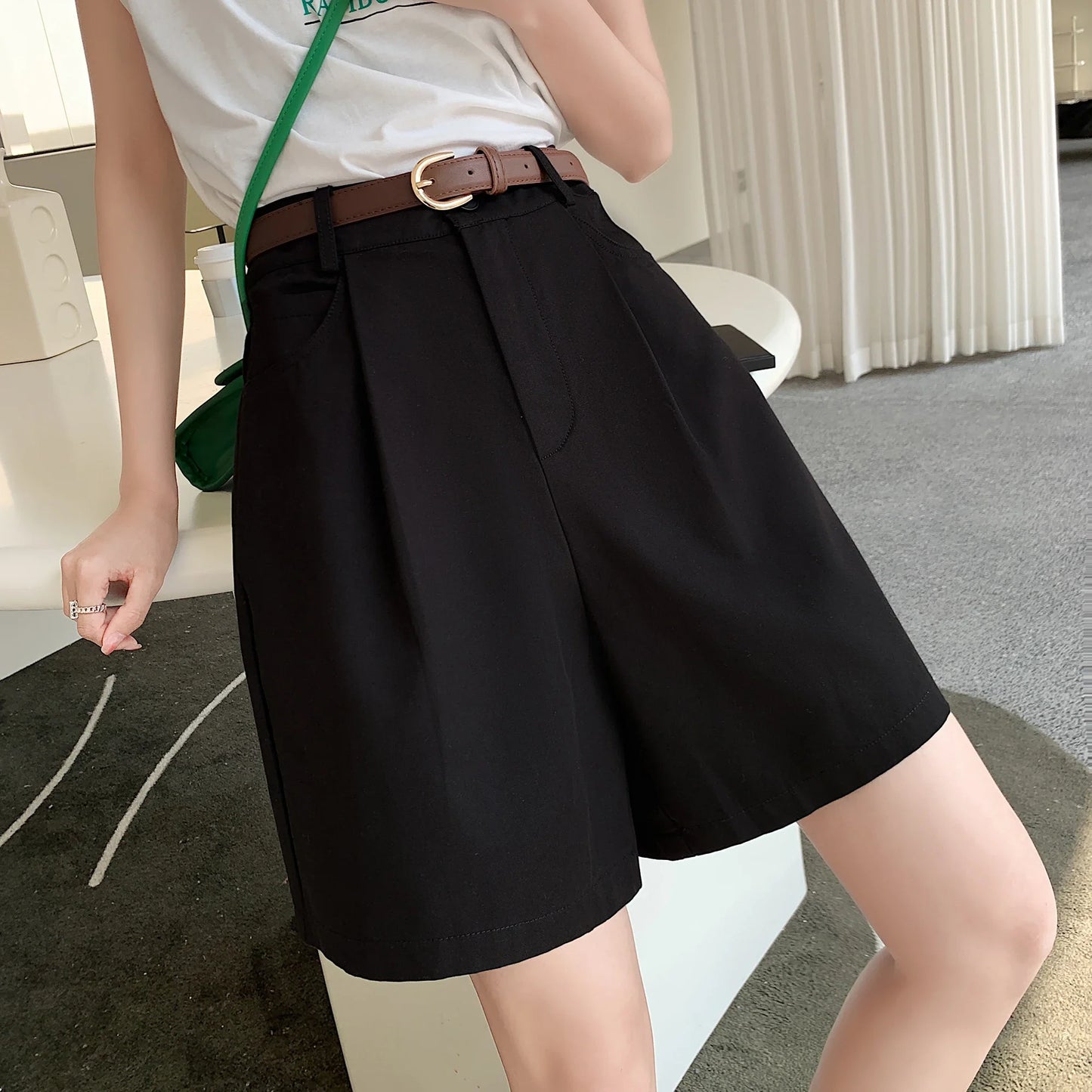 FARRUCCI Women’s High Waist Linen Cotton Cargo Shorts Summer 2025 | Luxury Old Money Casual Style